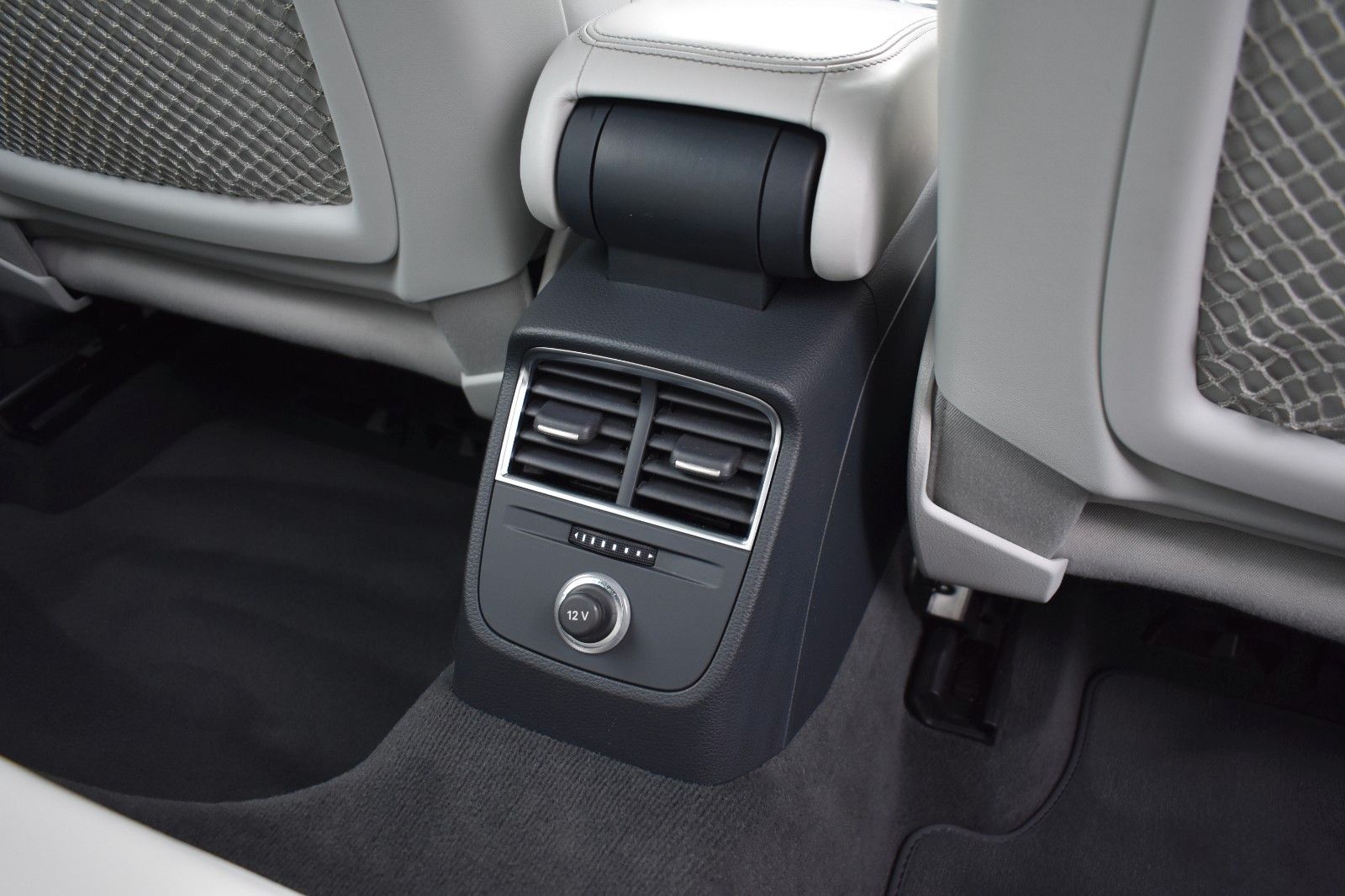 Fahrzeugabbildung Audi RS3 Sportback 2.5 TFSI quattro Keyles RS sitze