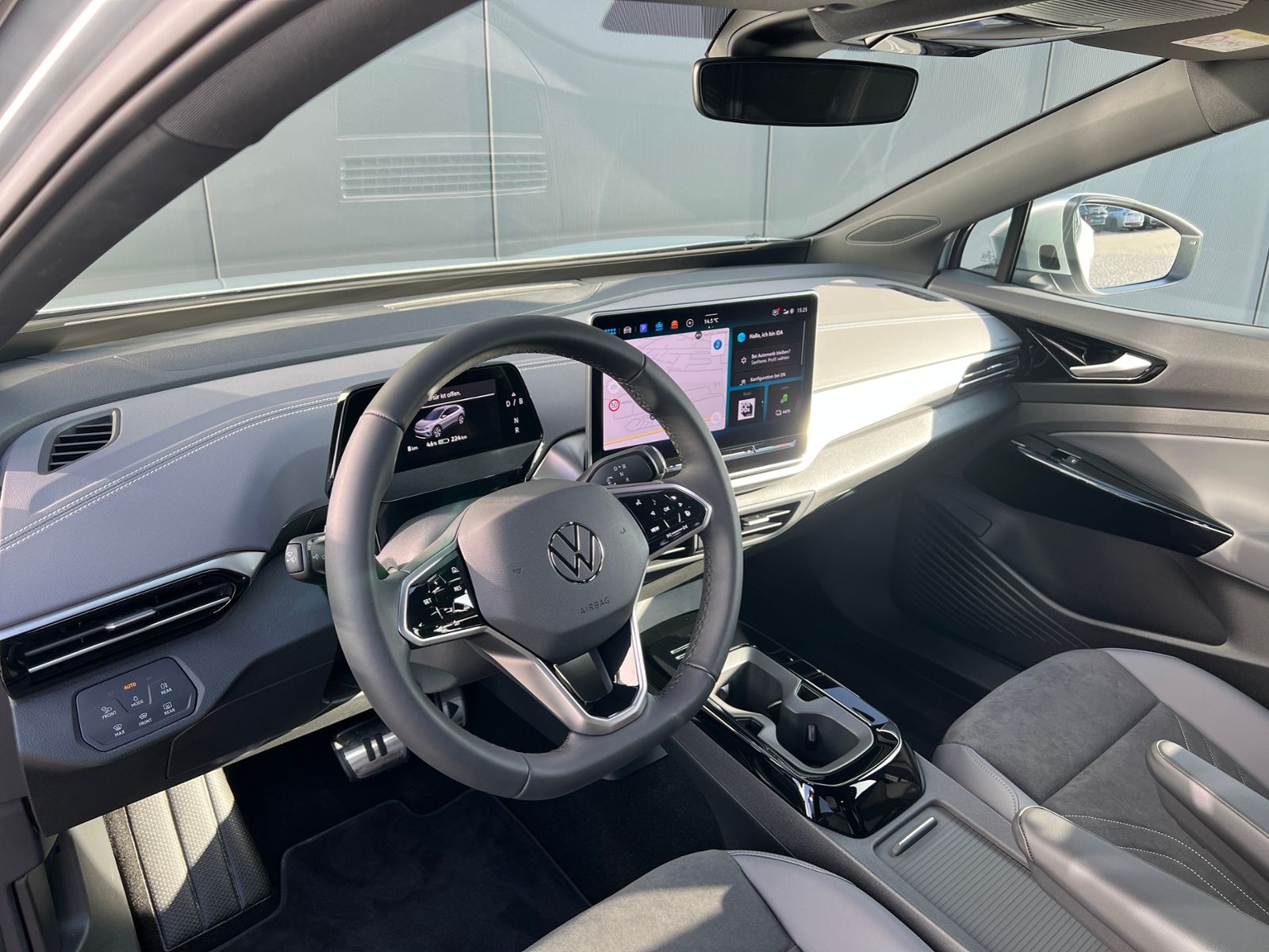 Fahrzeugabbildung Volkswagen ID.4 Pro 210 kW *Infotainment-Paket, Design-Pake