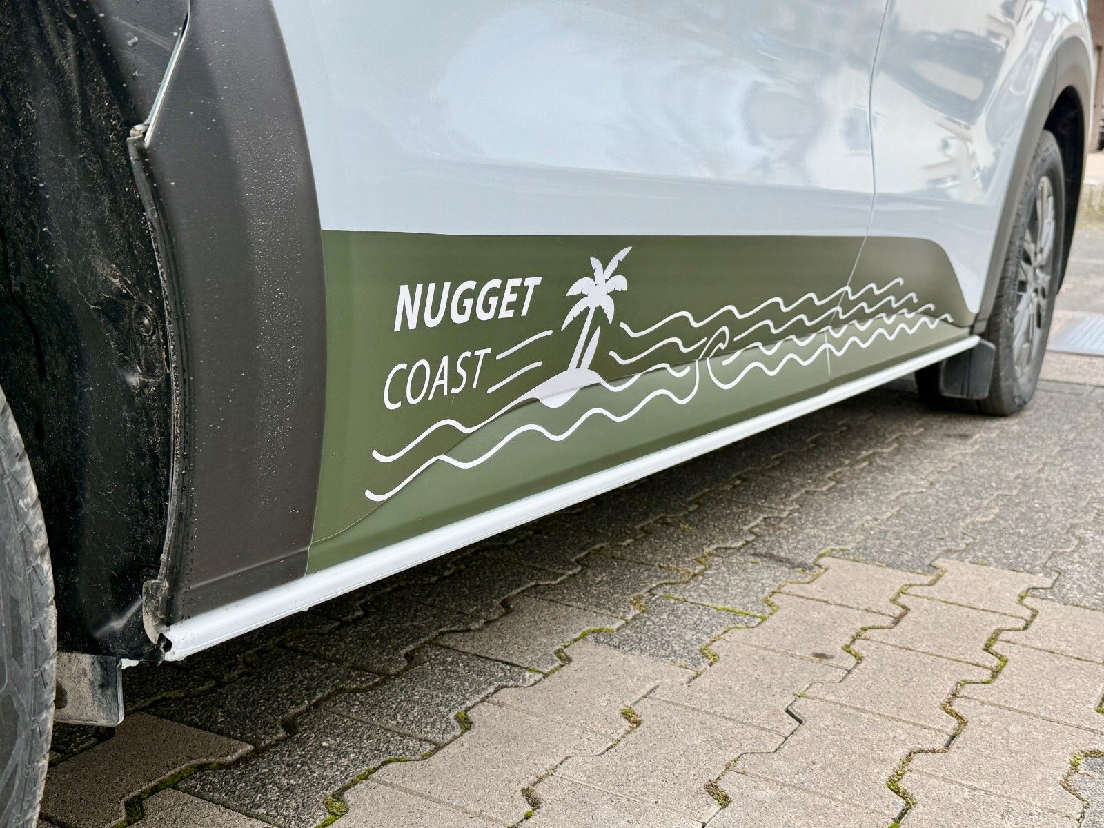 Vehicle details page 5 Vehicle image Ford Nugget L1 Coast | New model V710