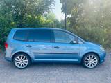 Volkswagen Touran 1.6 TDI, 18 Zoll, Zahnriemen + Insp. Neu - Volkswagen Touran: Zahnriemen