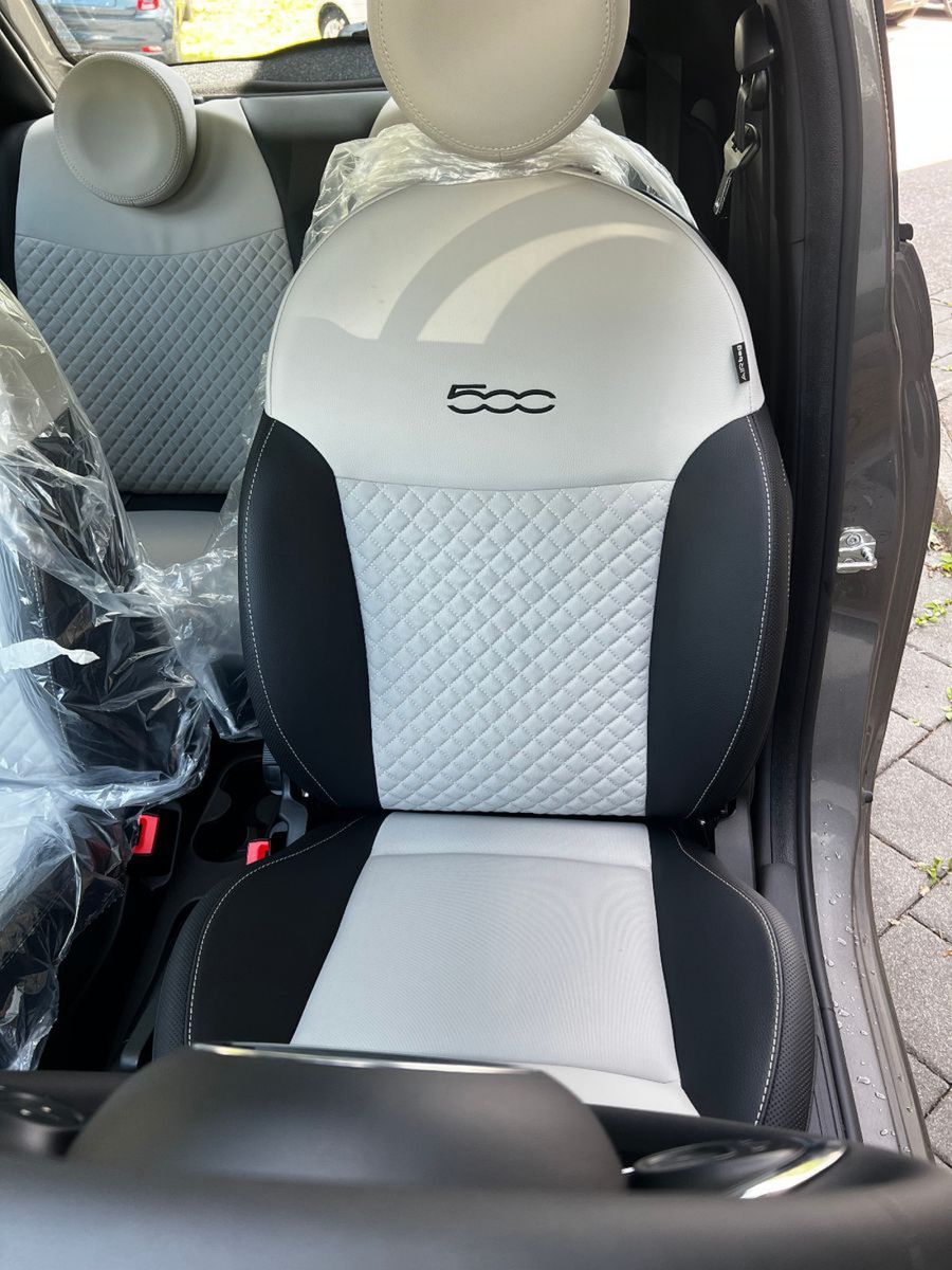 Fahrzeugabbildung Fiat 500 1.0 Hybrid Dolcevita4J GARANTIE/CARPLAY/PANO