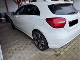 Mercedes-Benz A 180 Style Style - Mercedes-Benz A 180 mit Panoramadach