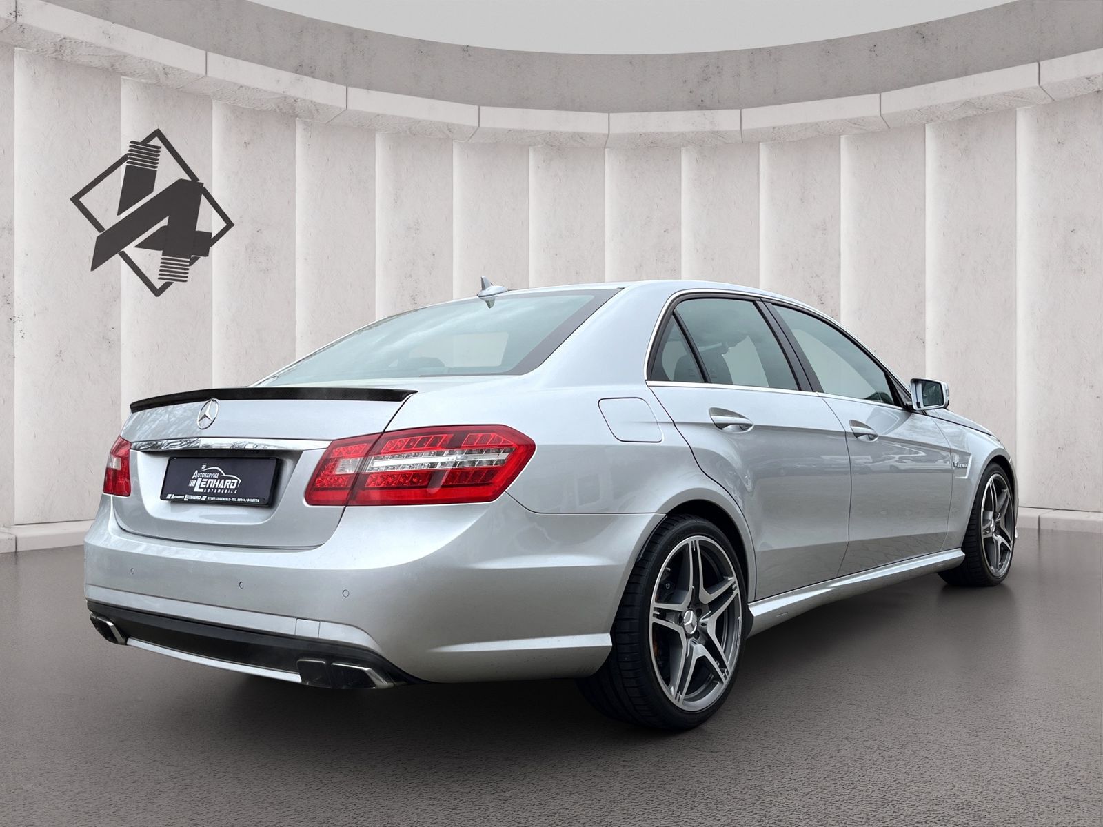 Fahrzeugabbildung Mercedes-Benz E 63 AMG*Perf*Harman*Keramik*Keyless*