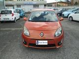 Renault RENAULT Twingo 1.2 16V Quickshift Initiale - Renault Twingo: Initiale