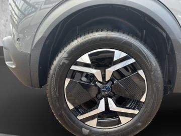 Peugeot 2008 Hybrid 136 Allure +SHZ+SpurH+PDC+LM