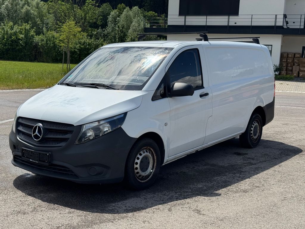 Image of Mercedes-Benz Vito