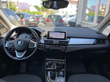 BMW 218 Gran Tourer - 8