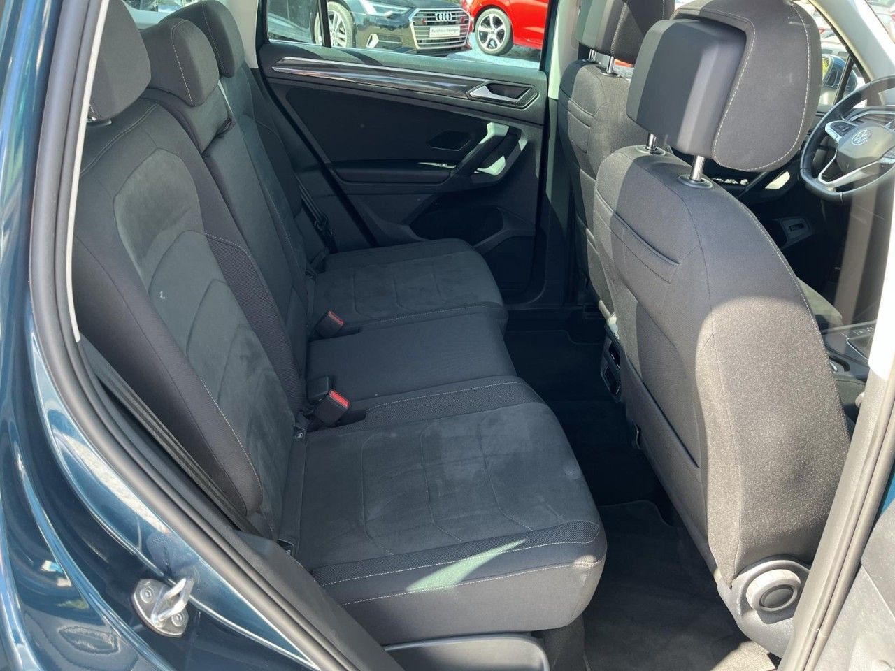 Volkswagen Tiguan - Bild 12