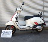 Vespa GTS 300 Racing Sixties - VESPA SI