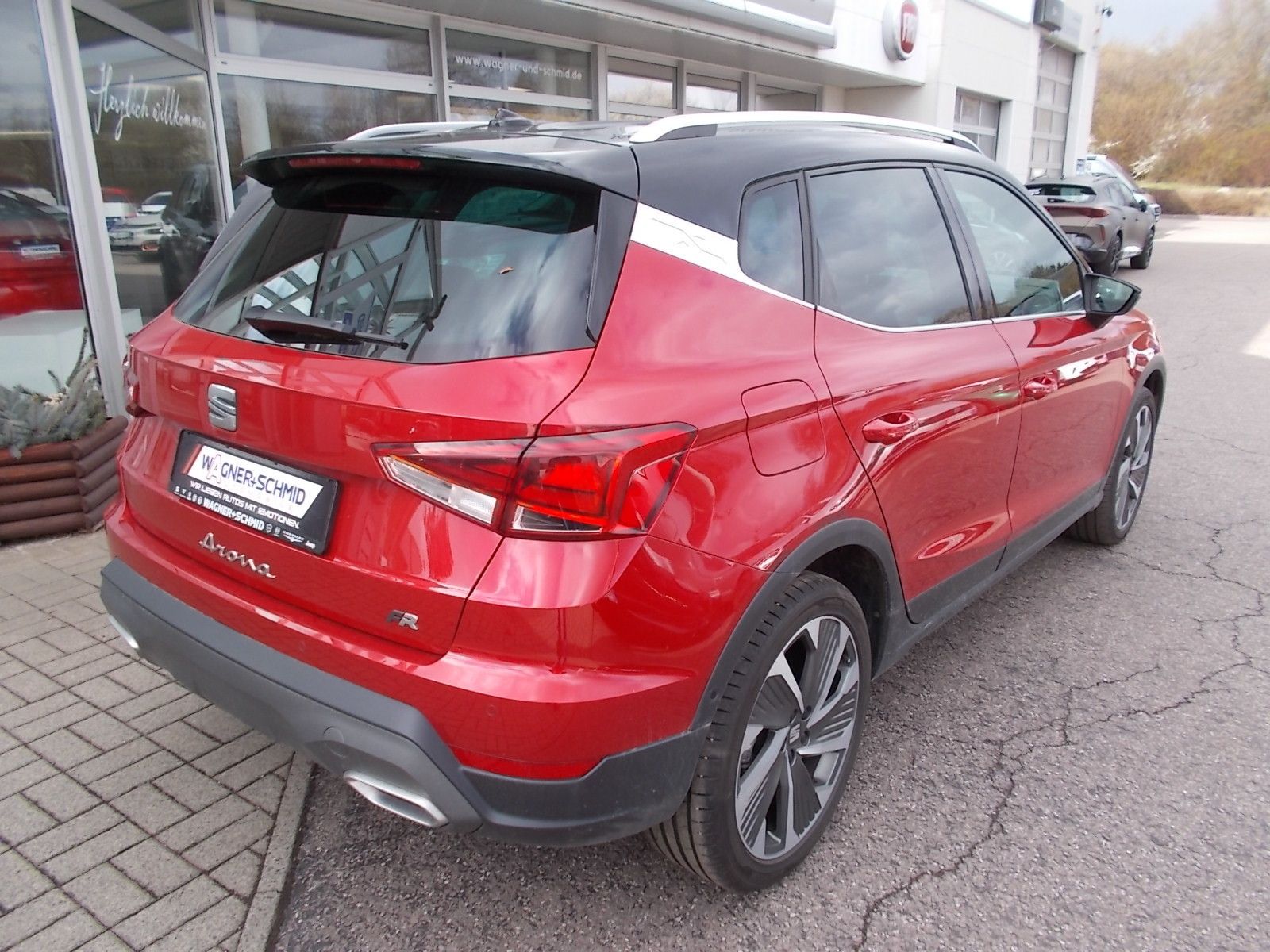 Fahrzeugabbildung SEAT Arona FR 1.0 TSI DSG + AC + wenig Kilometer