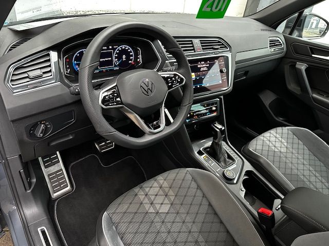 Tiguan R-Line 4Motion NAV;DCC;TWA;KAMERA