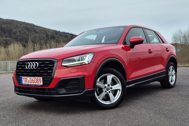 Audi Q2 sport, S-Tronic, LED, Navi, AHK.