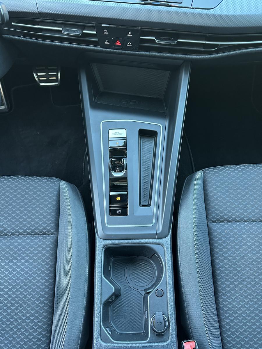 Volkswagen Golf VIII 1.5 eTSI DSG Active NAV+LED+PLA+17ZOLL, миниатюра 12