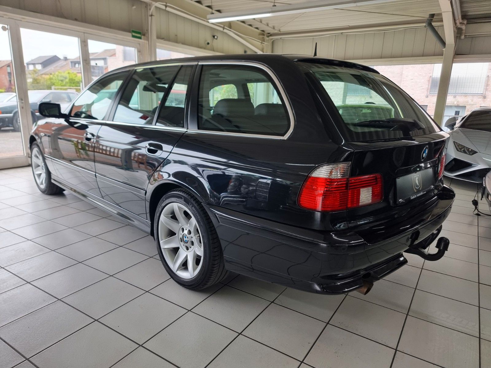 Fahrzeugabbildung BMW 530i Exclusive touring/2. Hand/1A Zust.+Historie