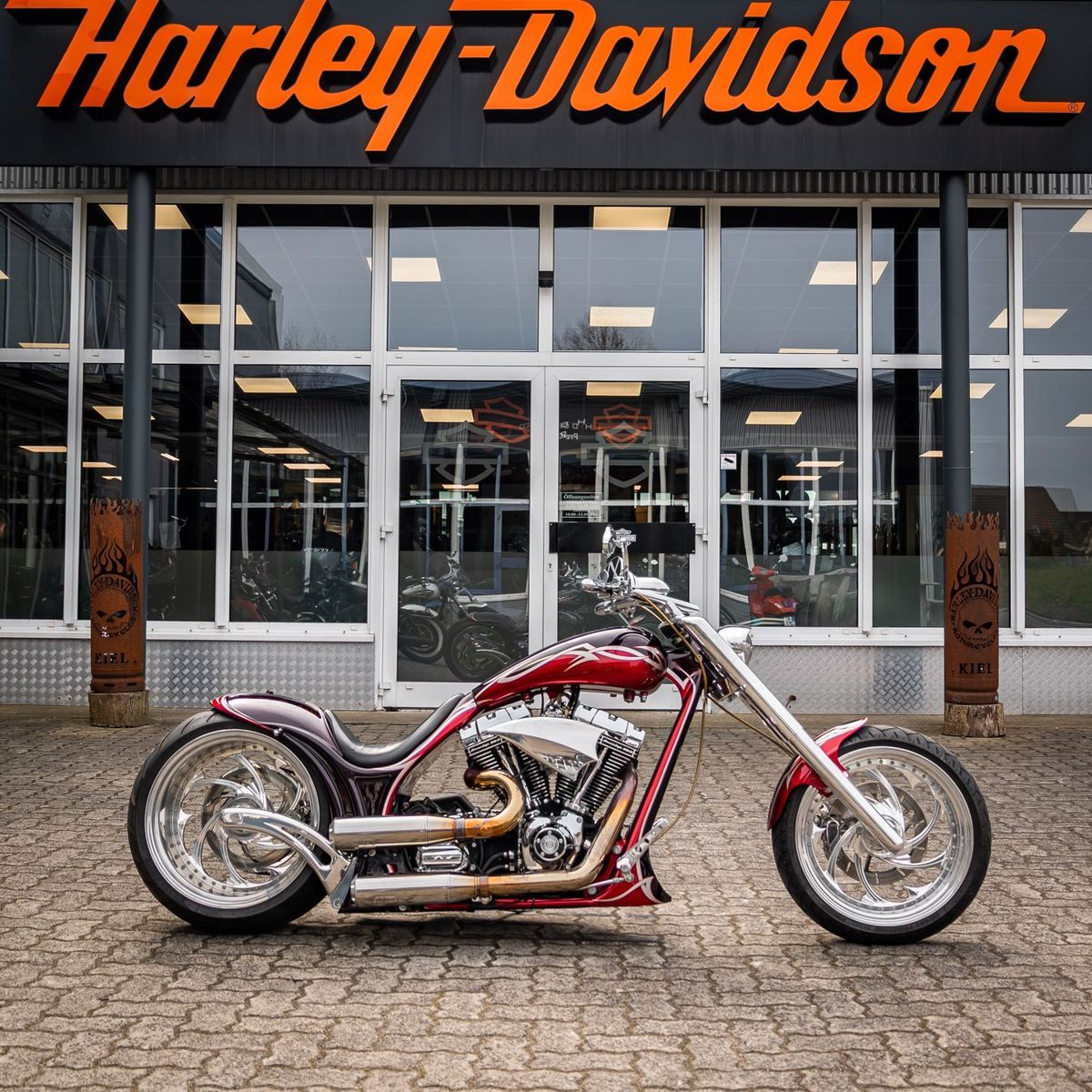 Fahrzeugabbildung Harley-Davidson THUNDERBIKE RED SCORPION FREESTYLYE 103