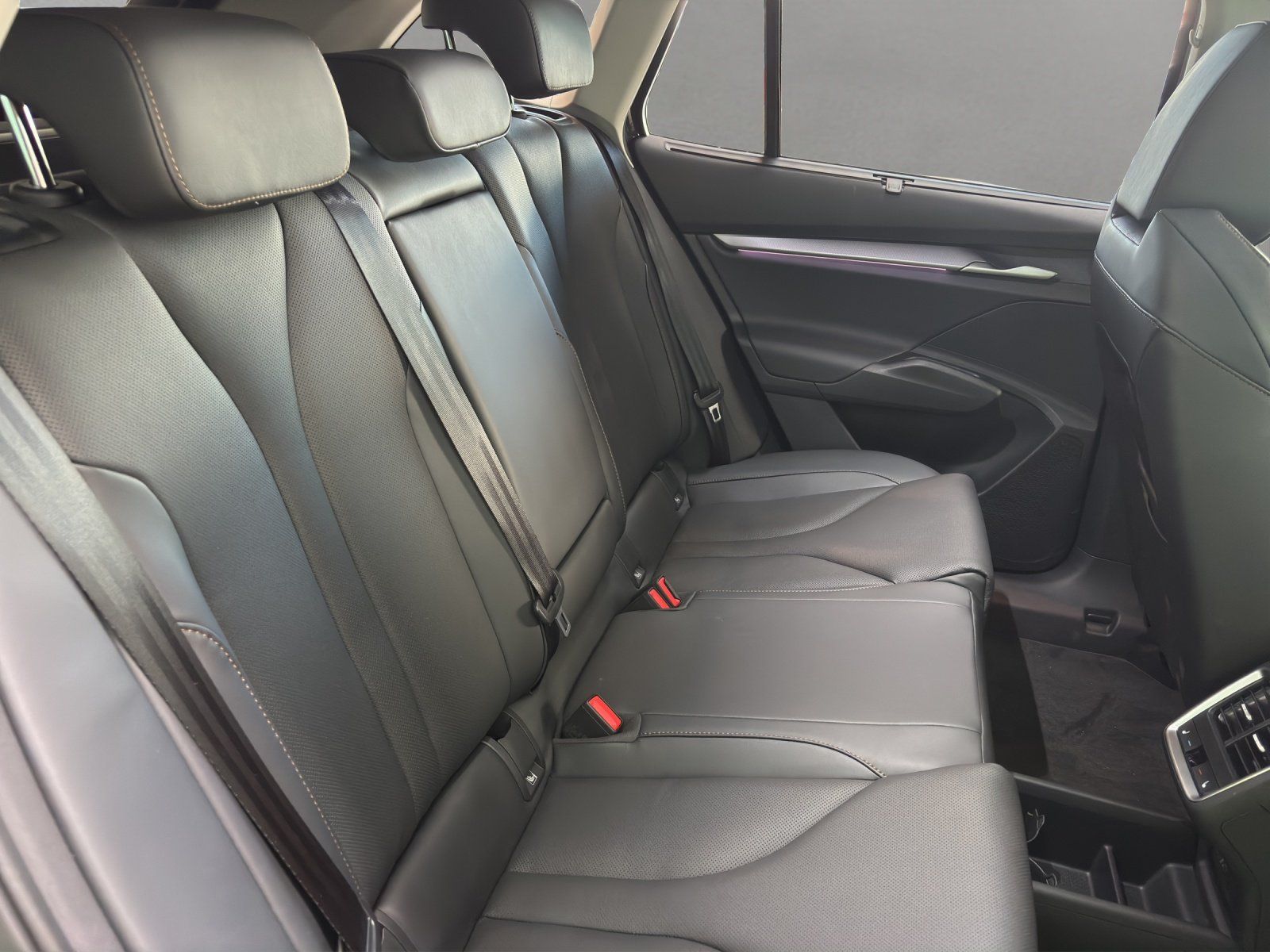 Fahrzeugabbildung SKODA Enyaq 85 MAXX/PANO/AHK/HUD/ACC/360/CANTON