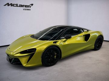 McLaren Artura / Flux Green / B&W / Tracking System