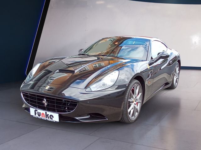 Ferrari California **NAV** RCAM