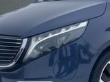 Mercedes-Benz EQV 300 AVANTGARDE Extralang BURMESTER+AIRMATIC+ - blaue Mercedes-Benz EQV