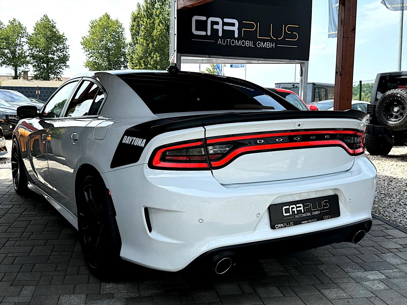 Fahrzeugabbildung Dodge Charger 6.4 SRT DAYTONA NightEdition Performance