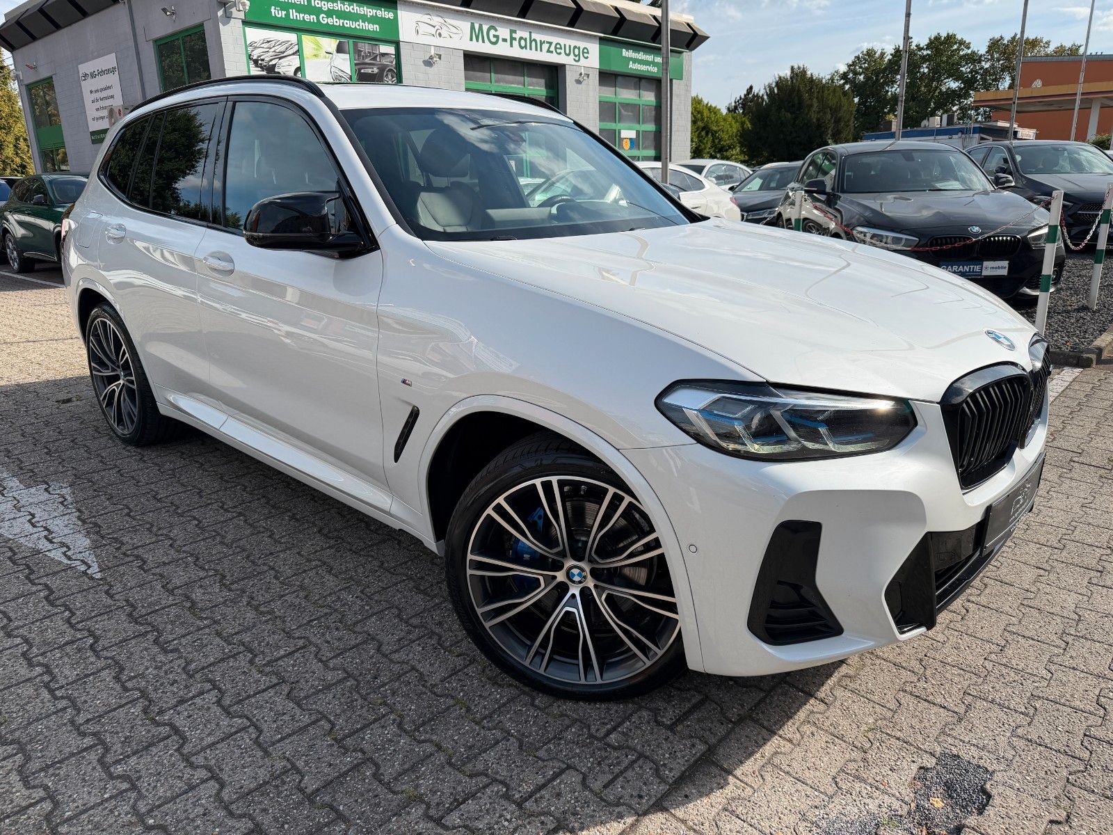 Fahrzeugabbildung BMW X3 M40 LASER AHK PANO LEDER 360 GRAD KAMERA