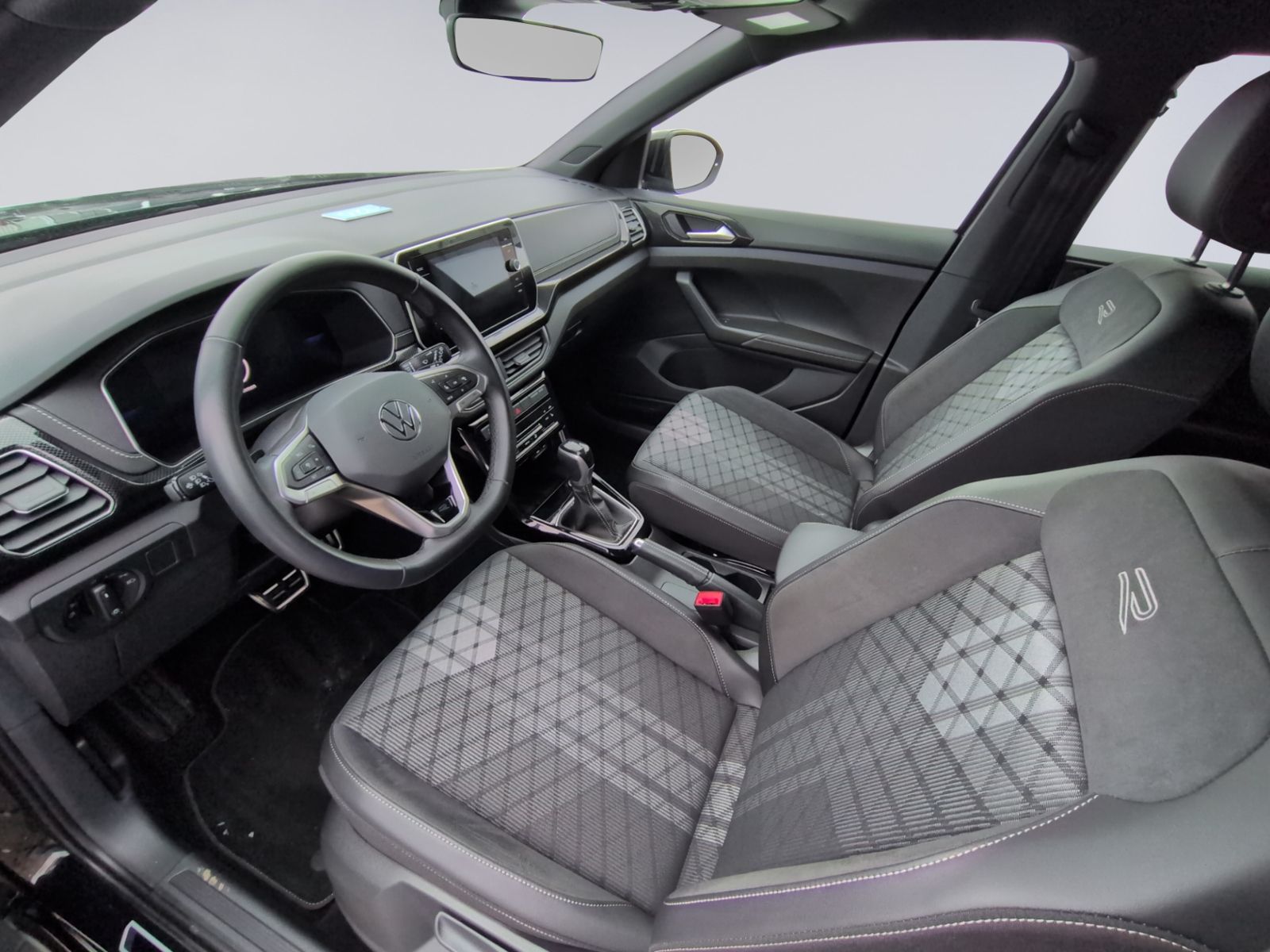 T-Cross 1.5 TSI DSG R-Line KAMERA+NAVI+AHK