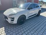 Porsche Macan Turbo LUFTFAHRW*AHK*SITZBEL*PANORAMA*21 Z* - Porsche Macan in Augsburg