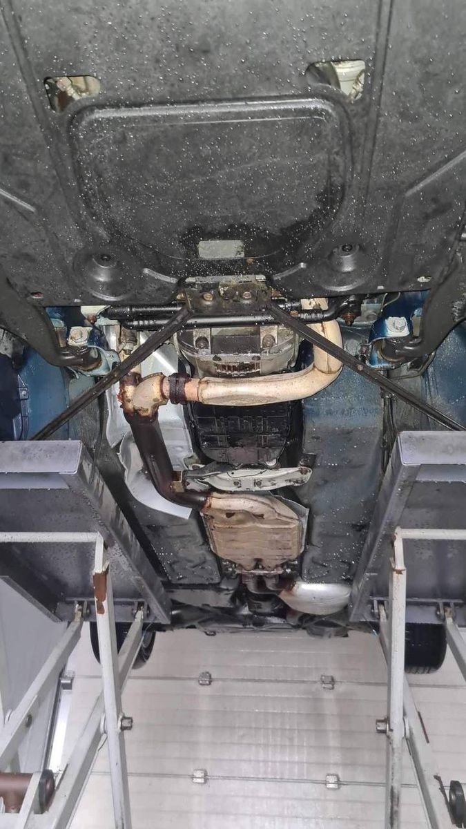 Fahrzeugabbildung Mercedes-Benz SL 500 TEMPOMAT ELEK.SITZE LEDER