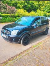 Ford Fusion 1,6 16V + + - Ford Fusion in Stuttgart