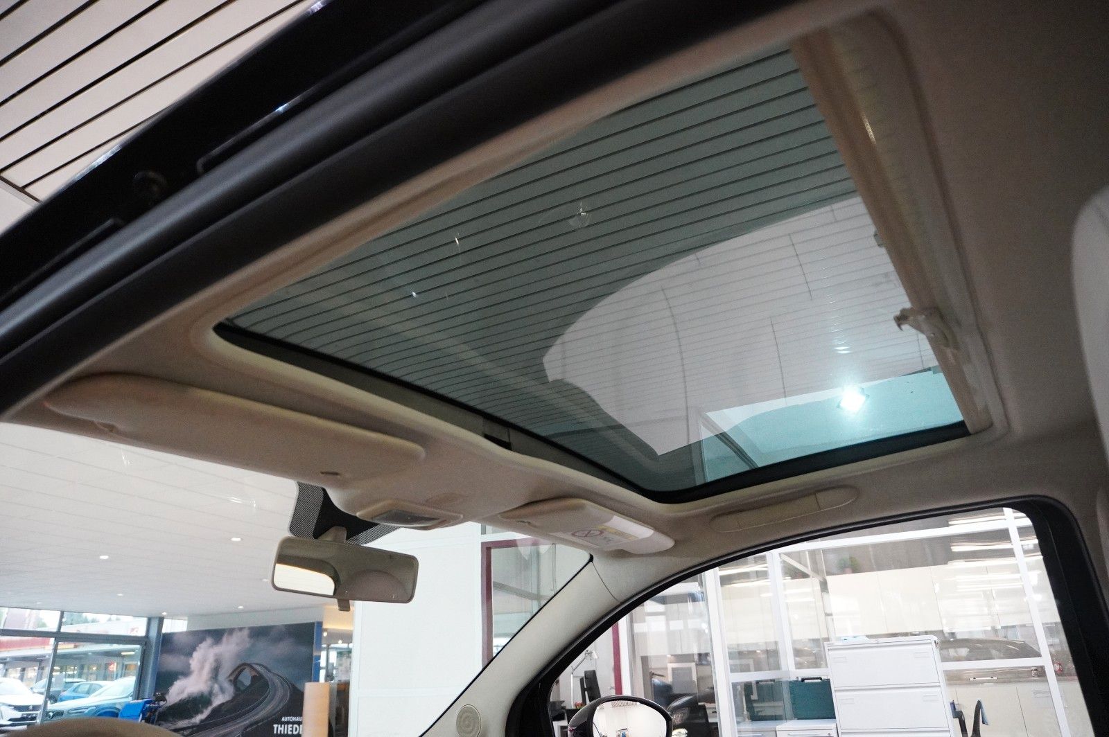 Fahrzeugabbildung Fiat 500 1.2 LOUNGE LED/PANO./USB/NEBEL/TOUCH/PDC