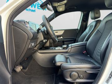 Mercedes GLB 180 - 12