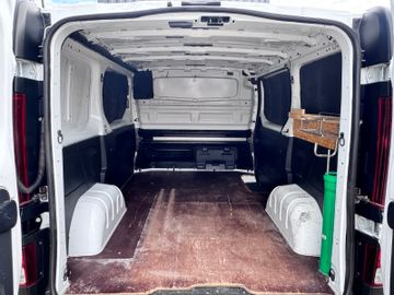 Renault Trafic - 10