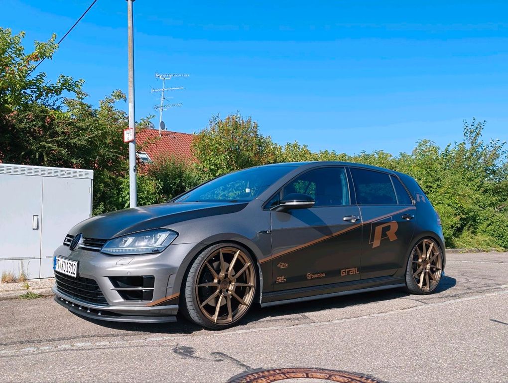 Image of Volkswagen Golf