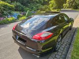 Porsche Panamera 4 - - Porsche Panamera: Limousine