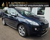 Peugeot 3008 Platinum AHK/Panorama/Allweterreifen - Peugeot 3008 Platinum mit Diesel-Antrieb