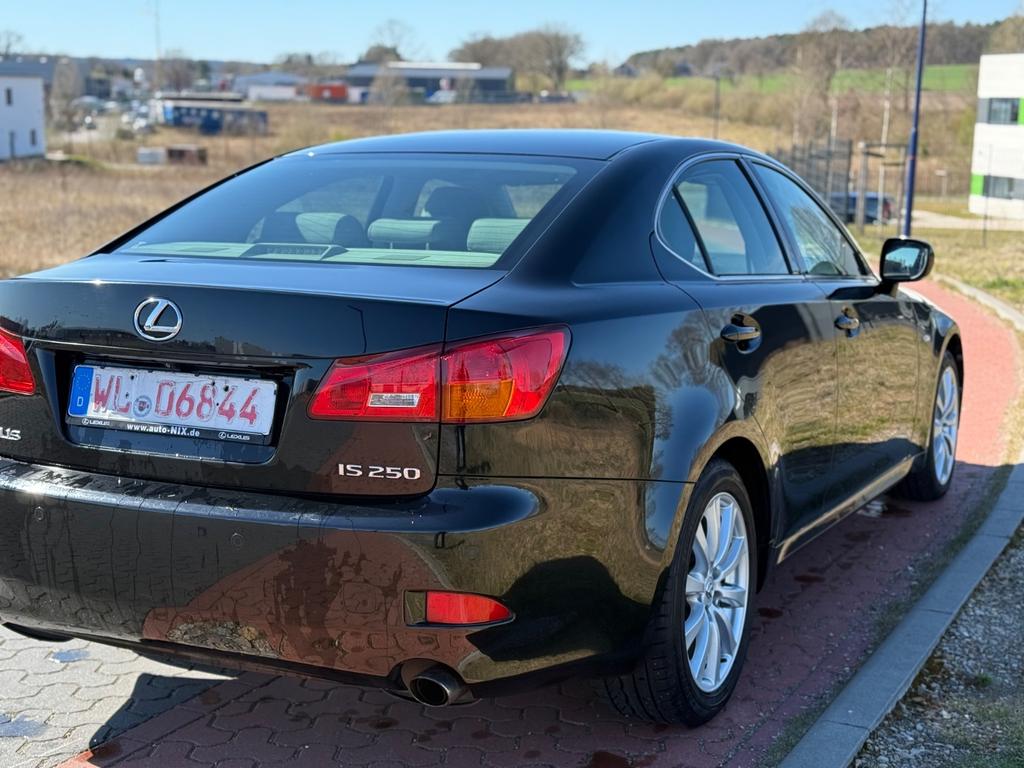 Lexus IS 250