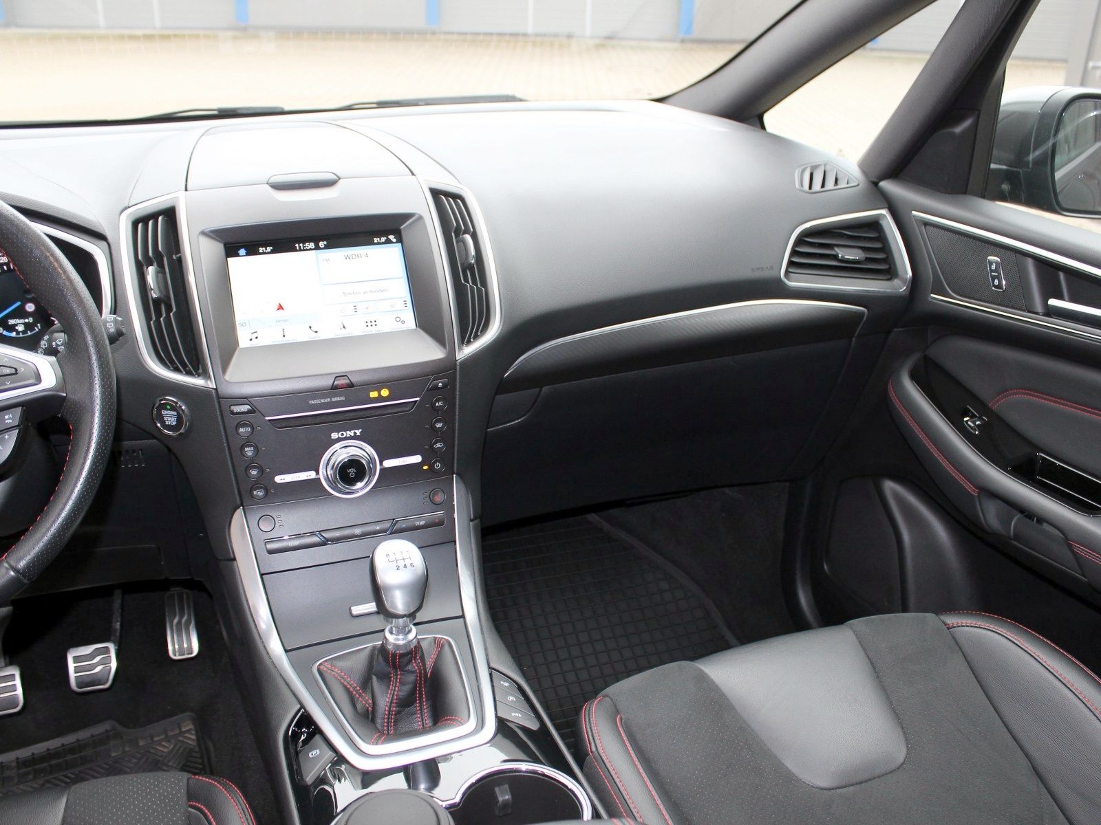 Fahrzeugabbildung Ford S-Max ST-Line 1,5 EcoBoost