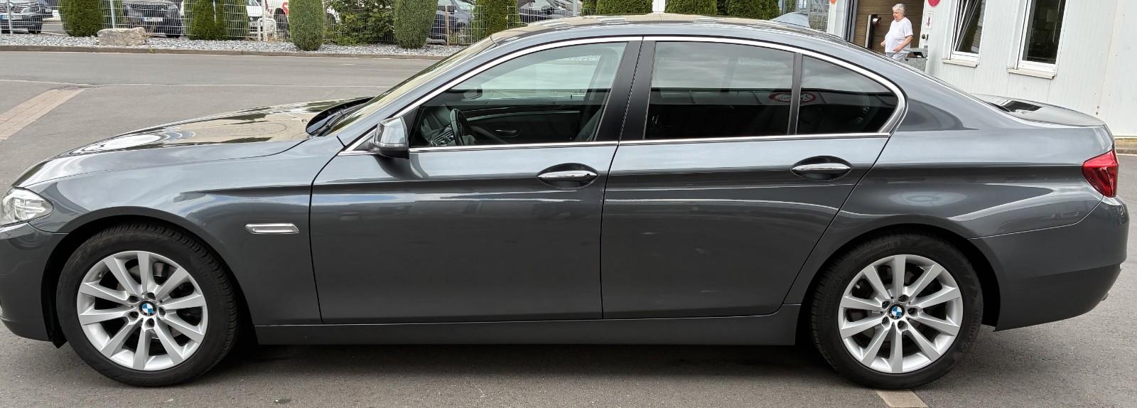 BMW 520d xDrive A Luxury Line Luxury Line