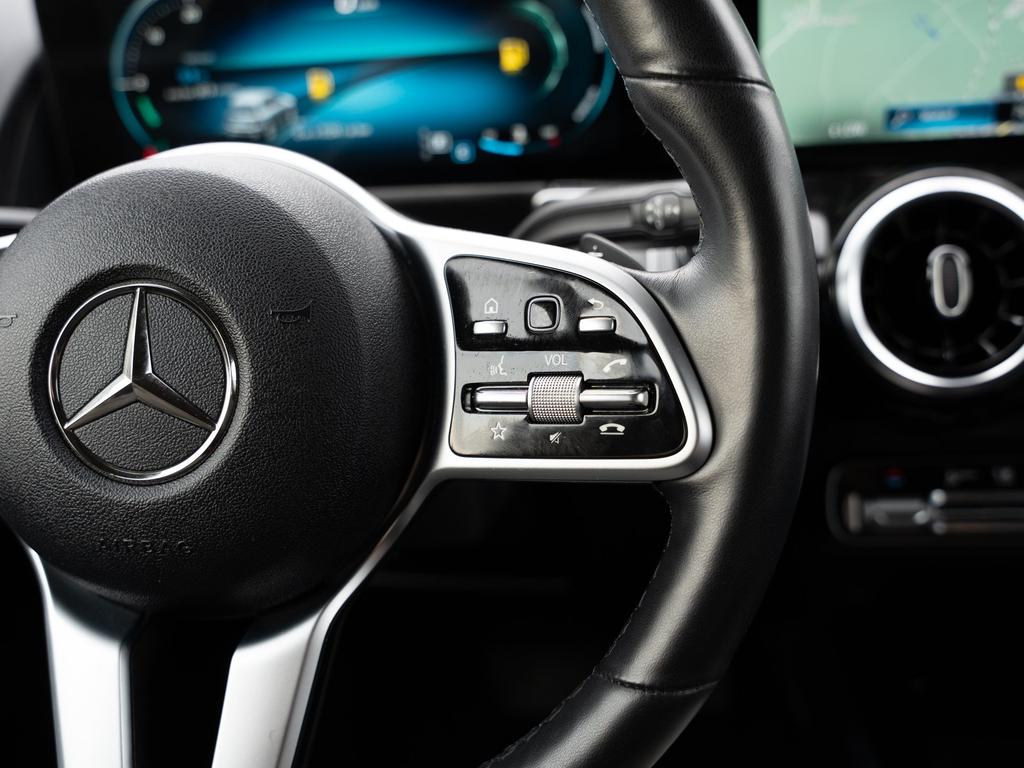 Mercedes-Benz GLB 250