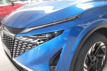 Fotografie 10 des Nissan Qashqai 1.3 DIG-T MHEV Xtronic N-Connecta Pano