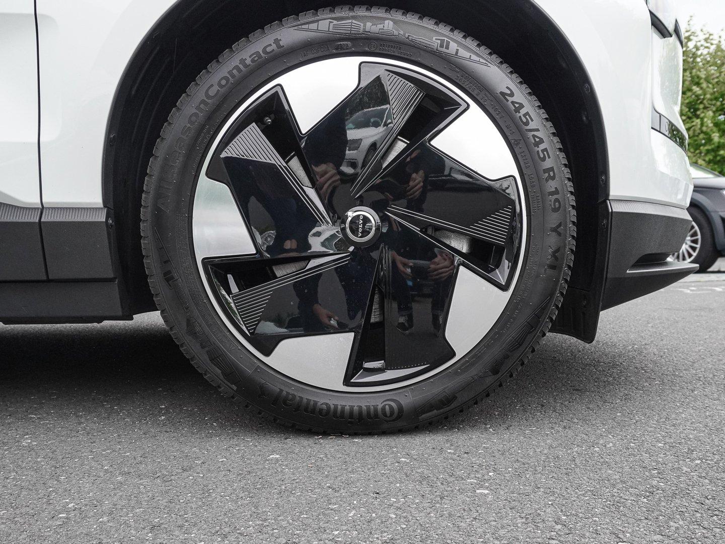 Volvo EX30 Single Motor Plus 19ZOLL BLIS H&K PILOT LED, миниатюра 7