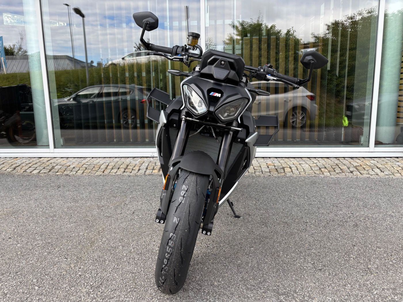 Fahrzeugabbildung BMW M 1000 R