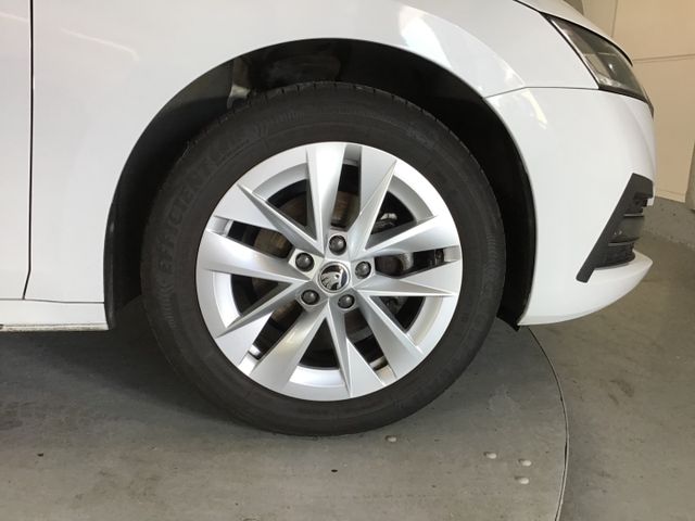 Fahrzeugabbildung Skoda Octavia Combi 1.5 TSI Style DSG/Navi/LED/SHZ