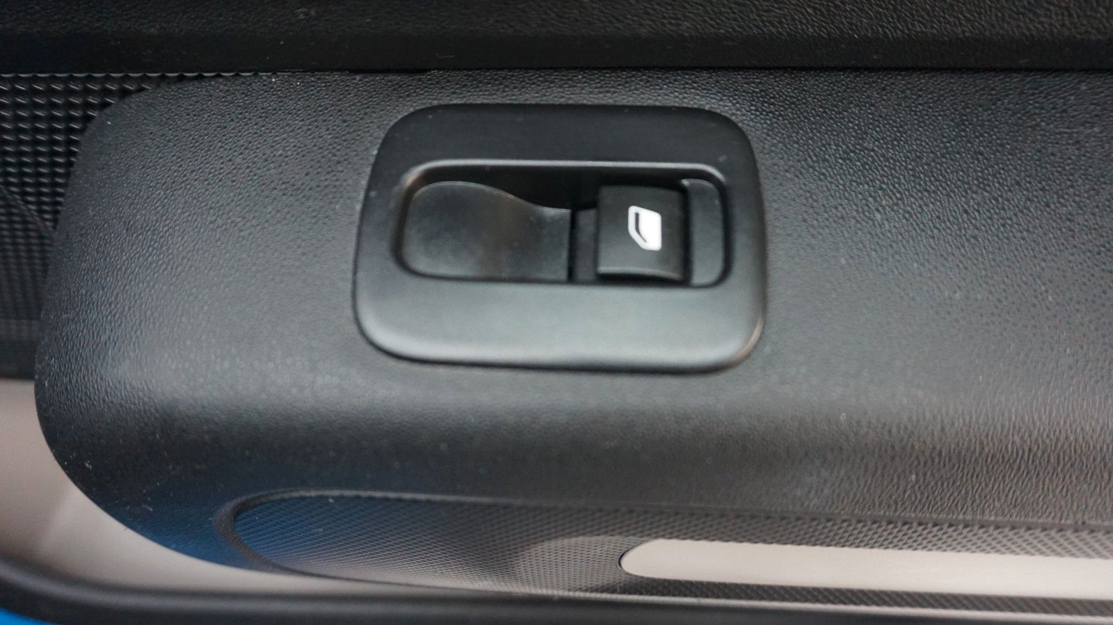 Fahrzeugabbildung Citroën C3 Feel  Scheckheft gepflegt nur 4,9 Liter kombi
