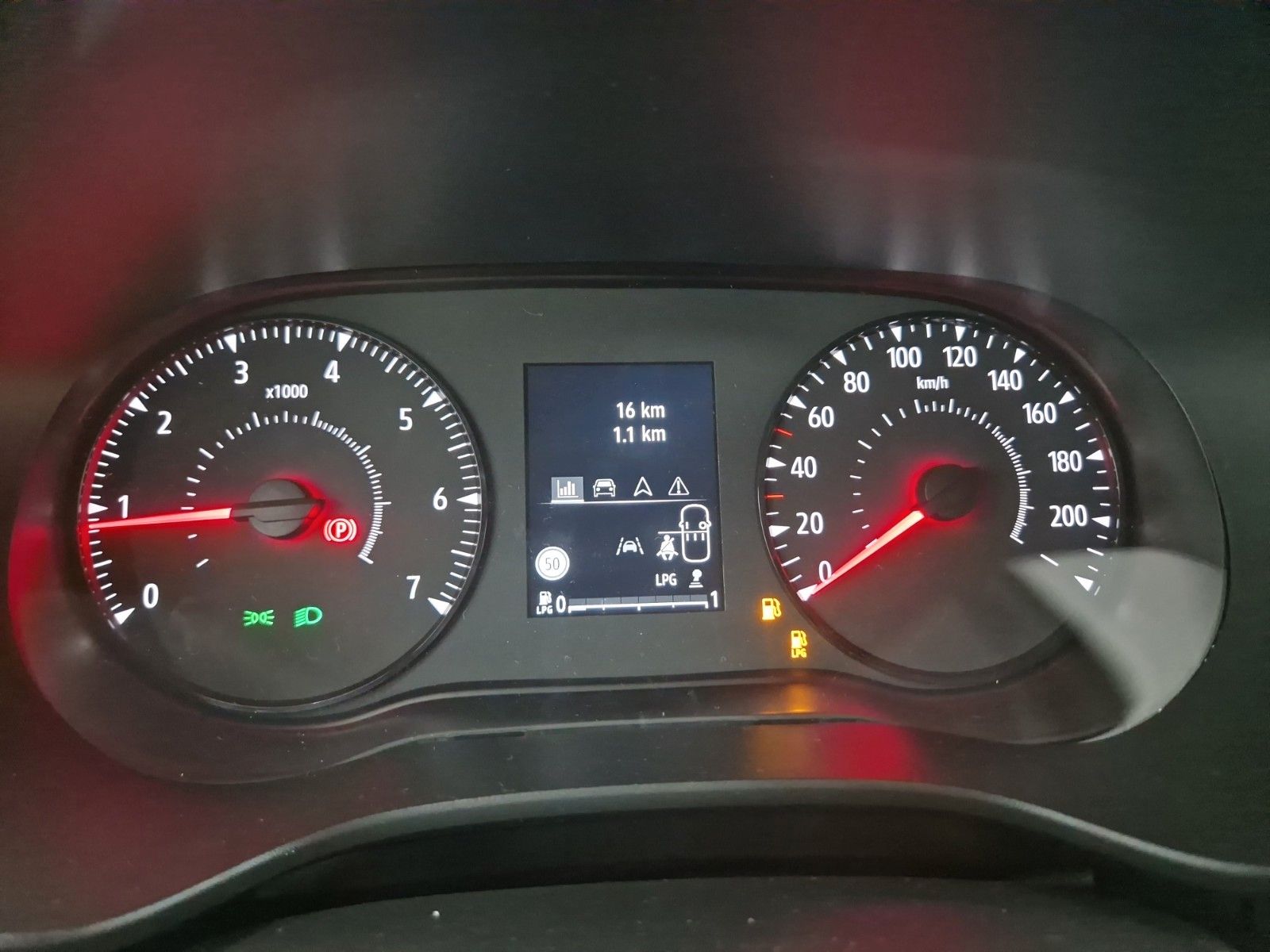 DACIA Sandero  Eco-G 120 Expression Winter Benzin&amp;Gas – Bild 16