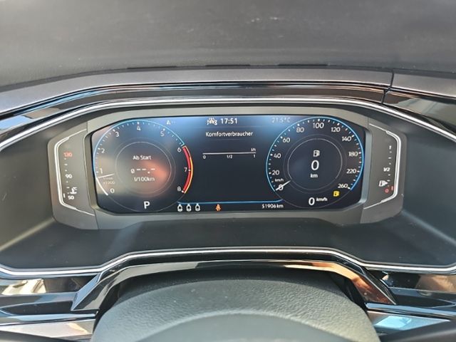 Fahrzeugabbildung Volkswagen Polo 1,5 l TSI HIGHLINE DSG LED NAVI ACC KAMERA