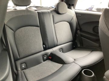 MINI Cooper SE - 8