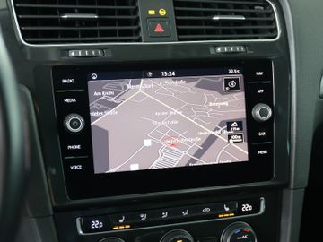 Volkswagen Golf Variant 1.5TSI ACC NAVI ERGO KAMERA AHK