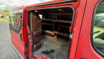 Opel Vivaro - 11