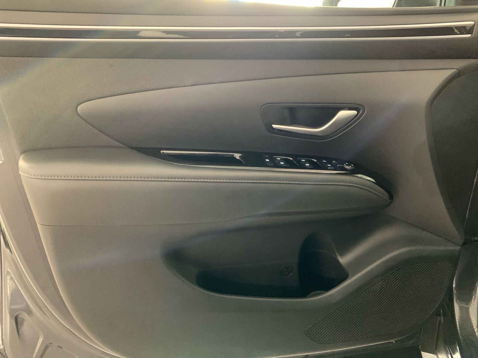 Fahrzeugabbildung Hyundai TUCSON 1.6 T-GDI Trend Hybrid Assis.Paket el.HK